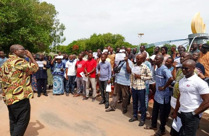 UL: les enseignants-chercheurs exigent la démission du Prof Majesté Ihou Wateba