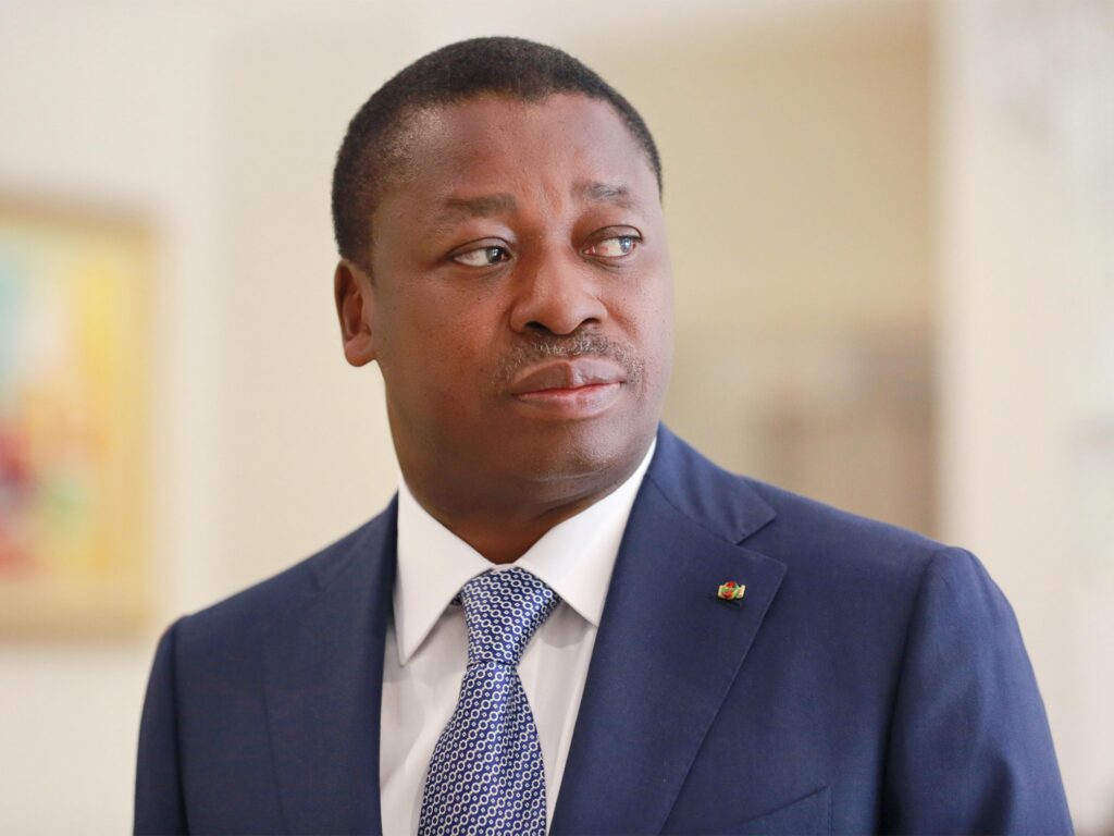 Fonction publique au Togo: l’impulsion rigoureuse de Faure Gnassingbé