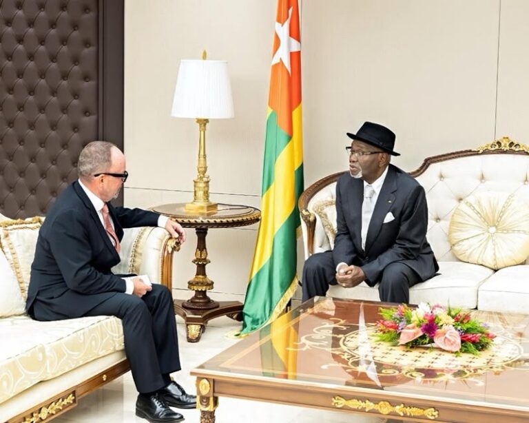 Togo: Deux nouveaux ambassadeurs reçus par Jean-Lucien Savi de Tové