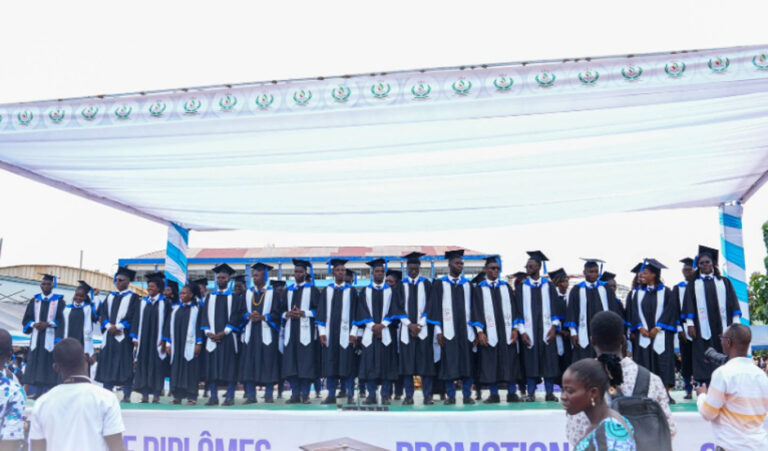 Togo: 570 nouveaux enseignants diplômés de l’ENS d’Atakpamé